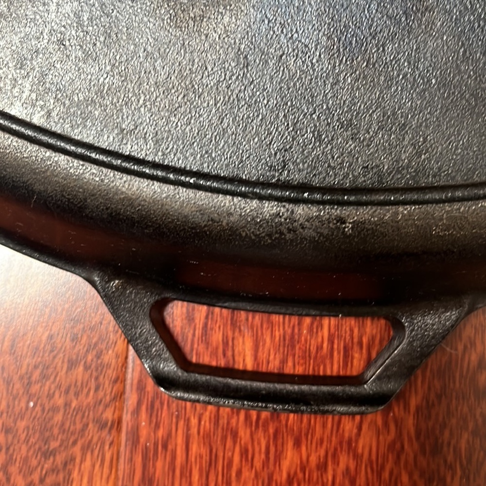Lodge Cast Iron 10 1/5" Square Grill Pan - Picture 9 of 10
